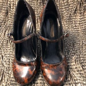Tortoiseshell Simple Strap Heel